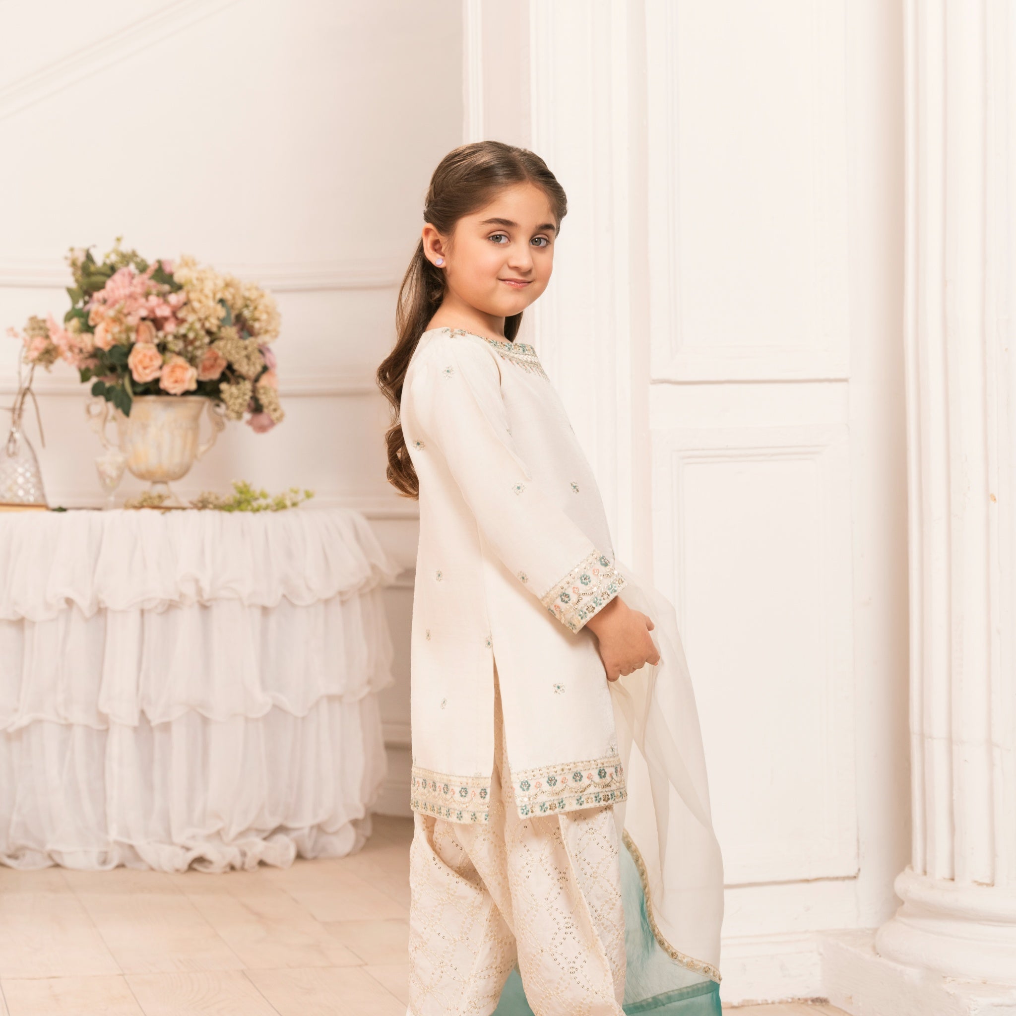 K2527A