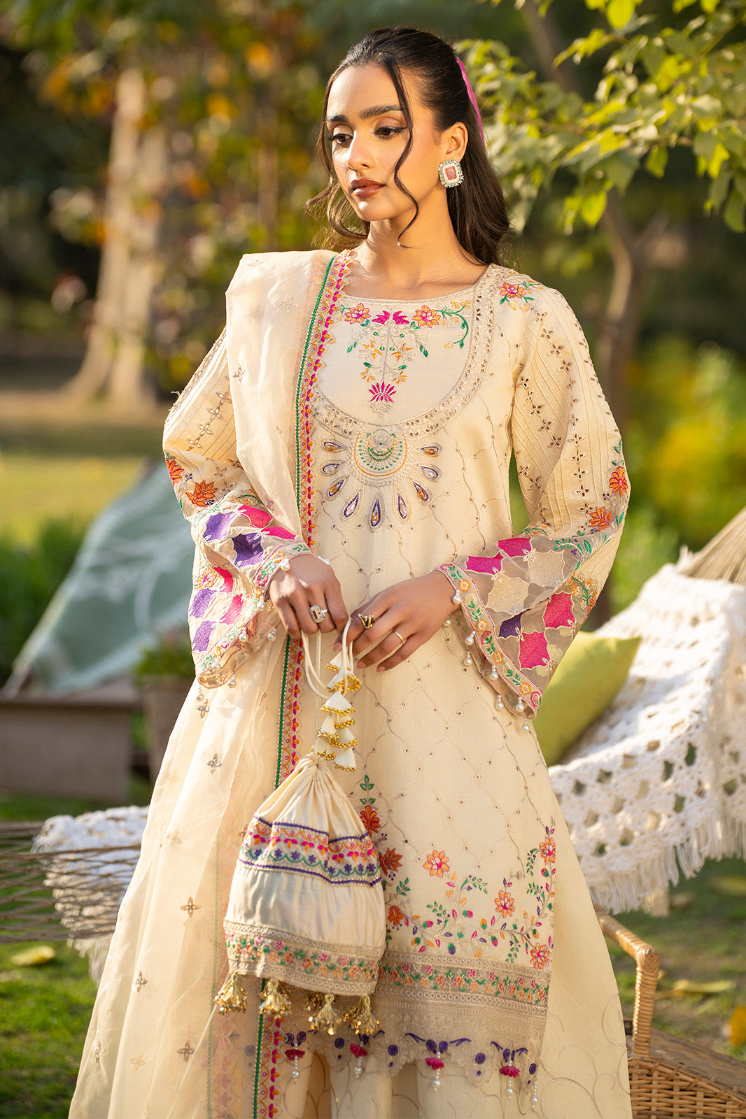 Alnisa 3Pc - Embroidered Luxe PRET